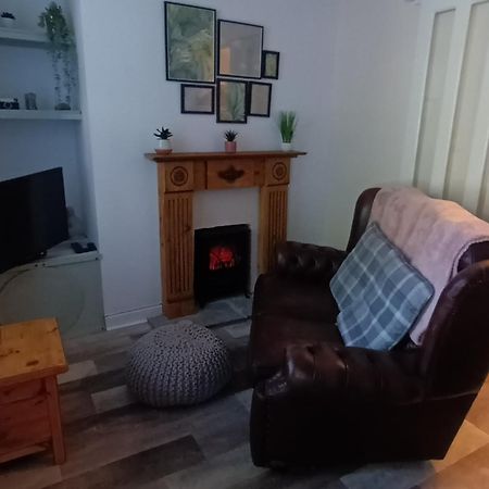 Cosy Mews House Close To Harbour Porthmadog Exterior photo